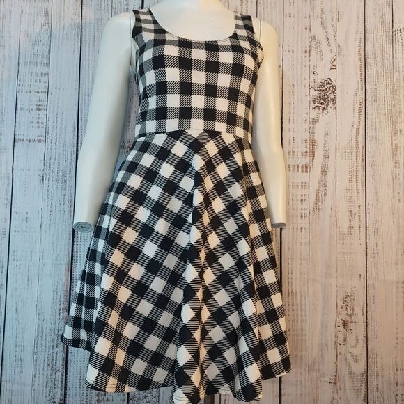 Womans Pullover Fit & Flare Dress Striped Black/White - Picture 2 of 11